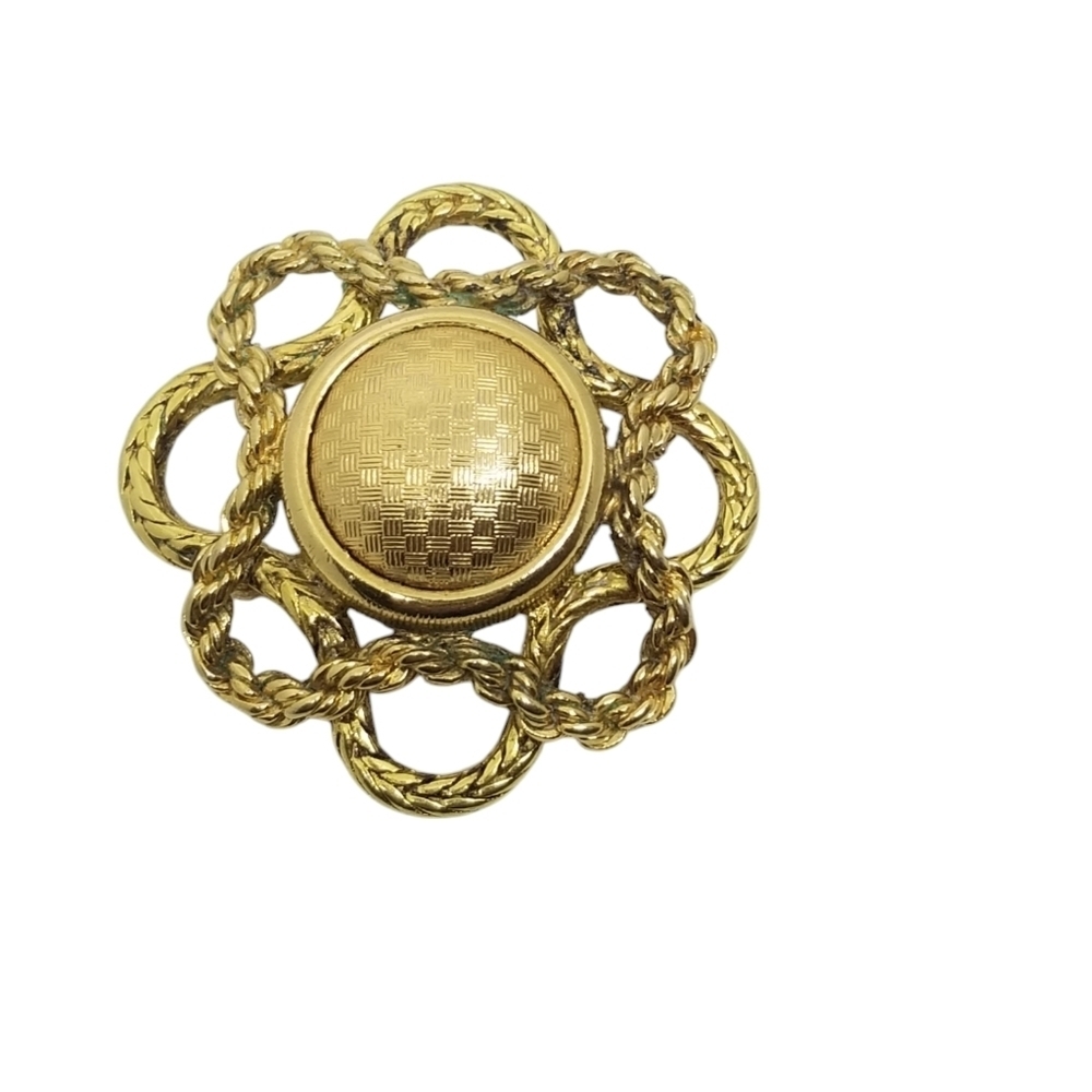 Vintage Monet Gold Tone Rope Twist Brooch Pin Checkered Dome Textured Round